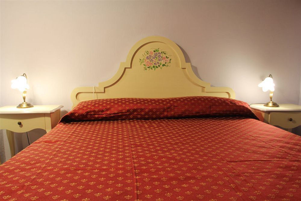 Relais La Leopolda Bed & Breakfast Кортона Екстериор снимка